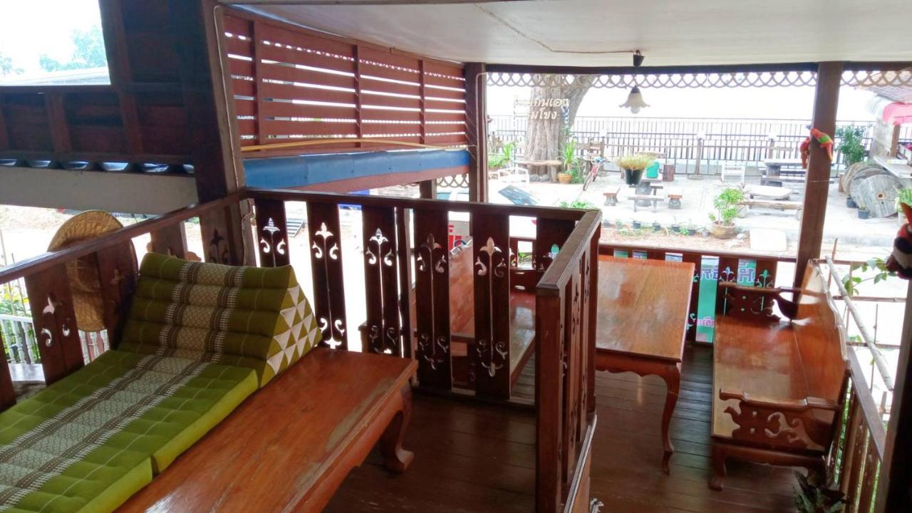 ไทยกันเอง ริมโขง Apartment Chiang Khan Exterior photo